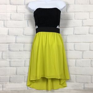New cantata dress size L 20% off any 2️⃣ items